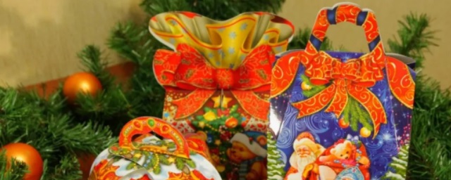 Дмитрий Азаров подарит юным жителям Самарской области новогодние подарки